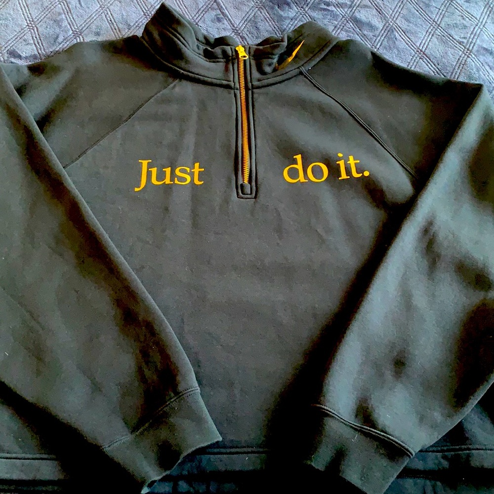 Women’s Nike Sweatshirt “Just Do It” Black and Gold Swish Edition Size 2XL